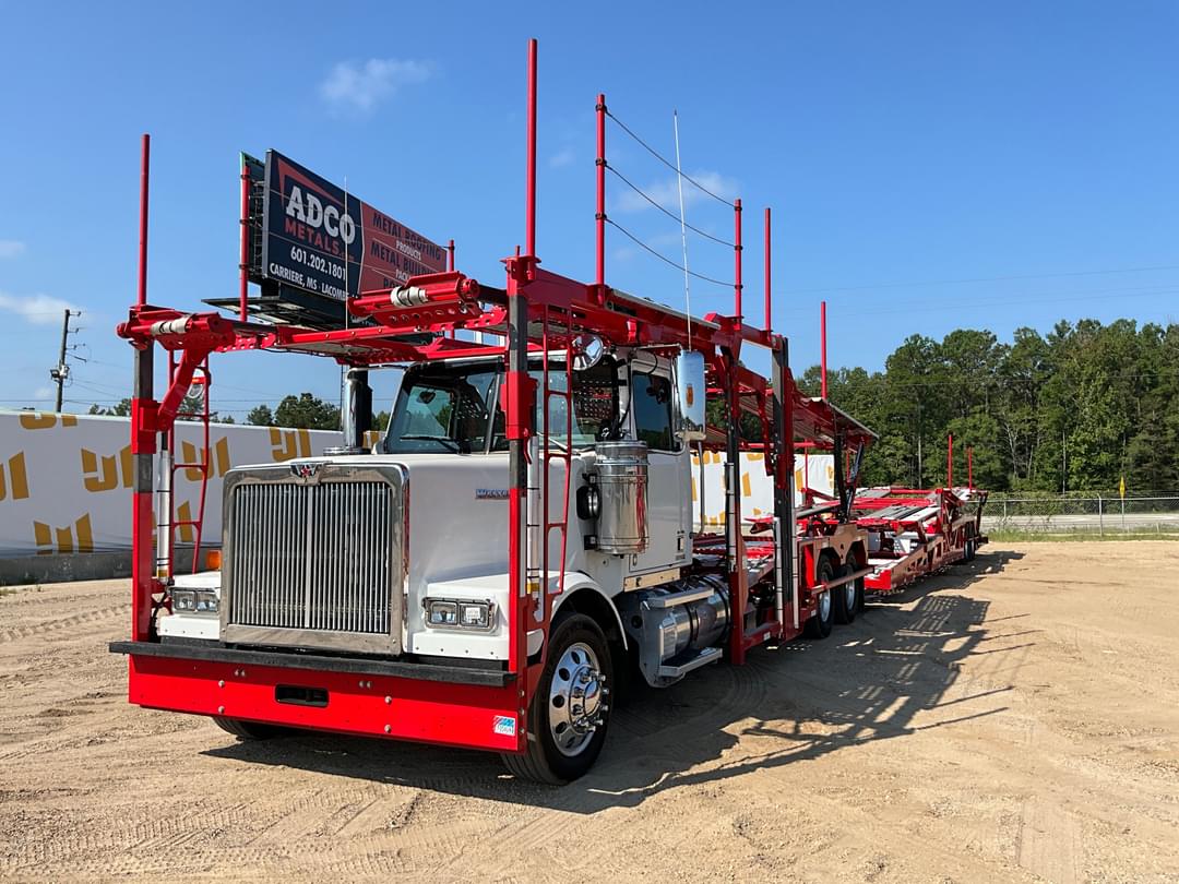 Image of Western Star W4900SF Primary image