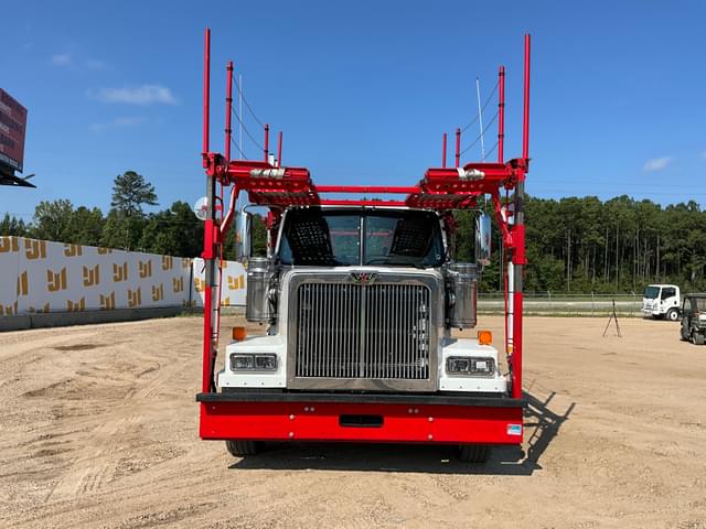 Image of Western Star W4900SF equipment image 1