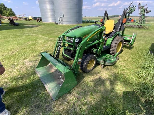 Image of John Deere 2320 equipment image 1