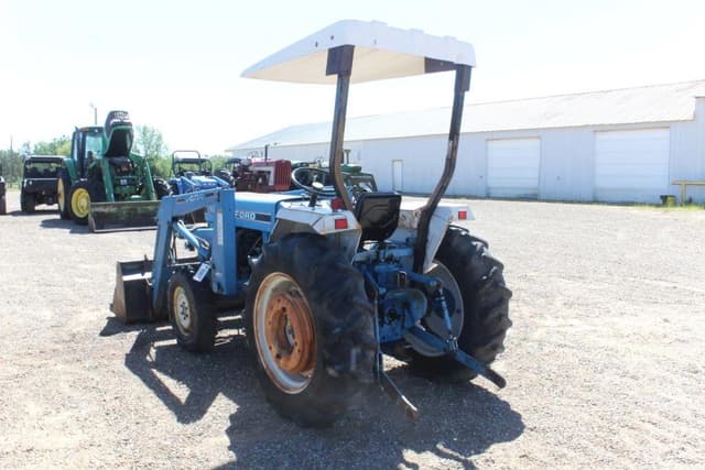 Image of Ford 1715 equipment image 1