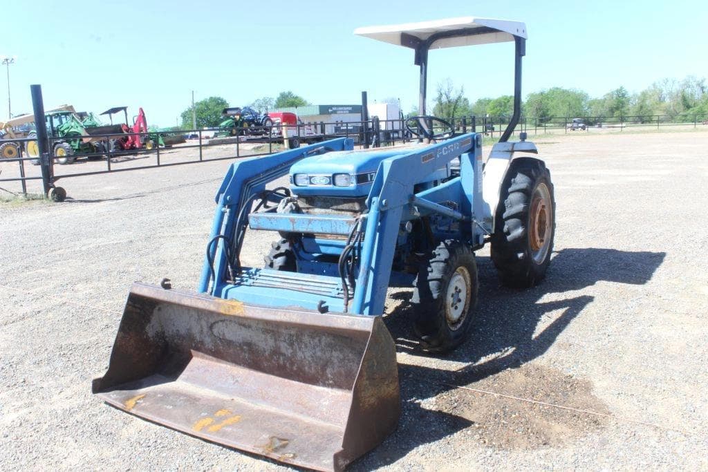 Image of Ford 1715 Primary image