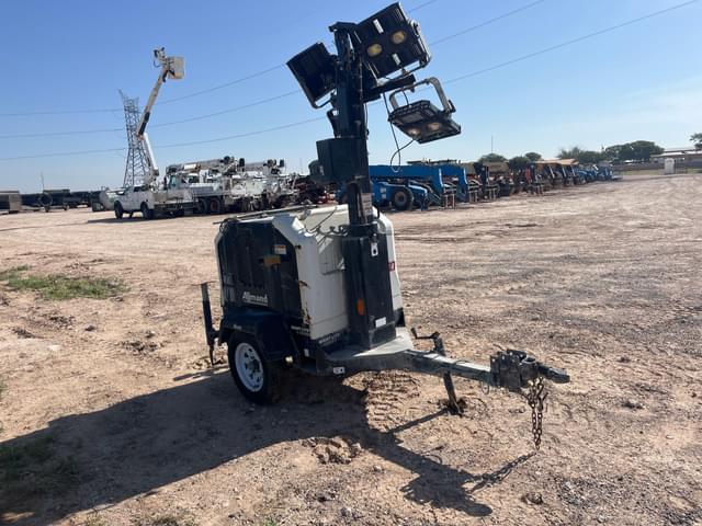 Image of Allmand  Night-Lite V-Series  equipment image 2