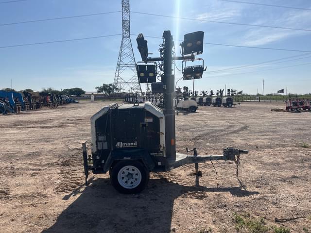 Image of Allmand  Night-Lite V-Series  equipment image 3