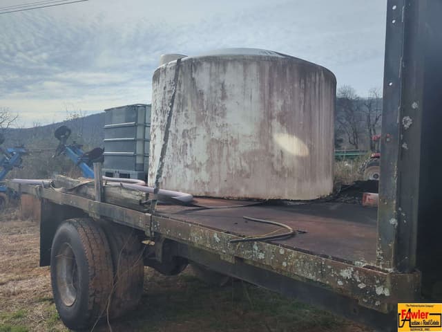 Image of Chevrolet 70 equipment image 4