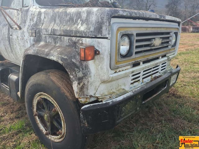 Image of Chevrolet 70 equipment image 1