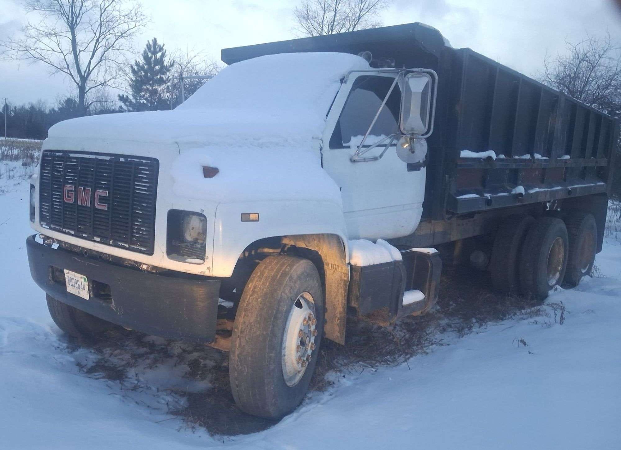 1992 GMC Topkick Equipment Image0