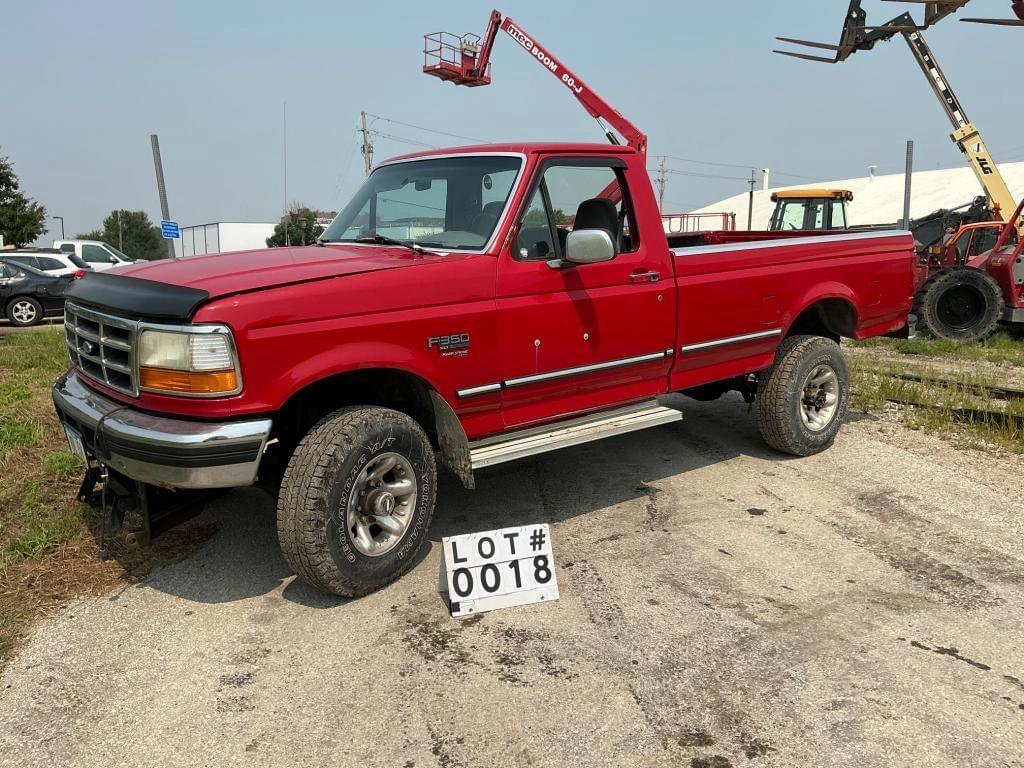 Image of Ford F-350 Primary image
