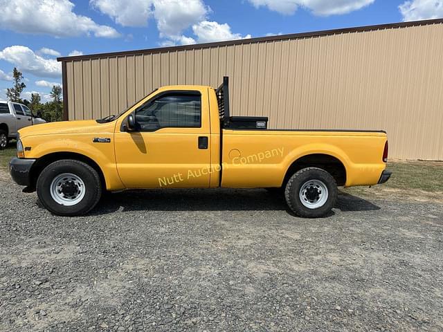 Image of Ford F-250 equipment image 1