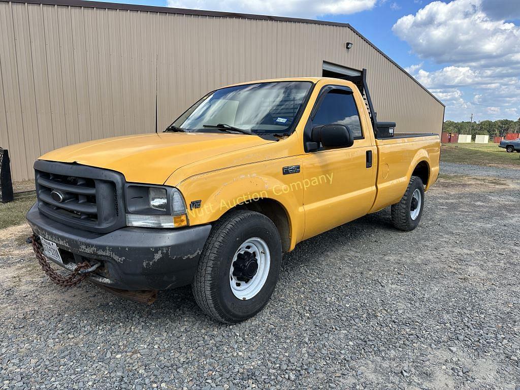 Image of Ford F-250 Primary image