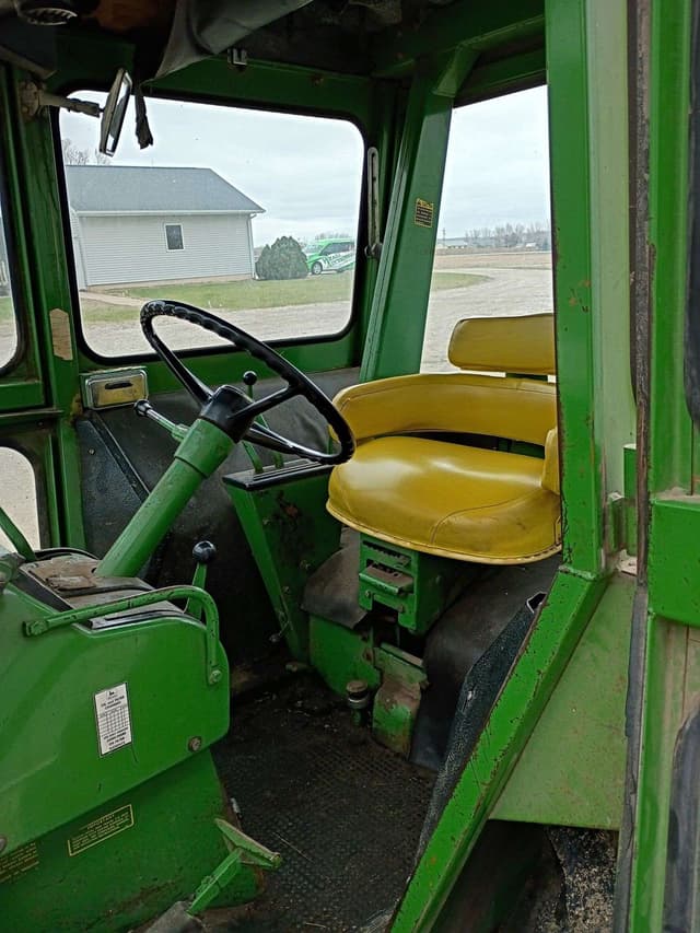 Image of John Deere 4020 equipment image 4