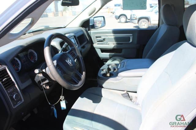 Image of Dodge Ram 1500 equipment image 4