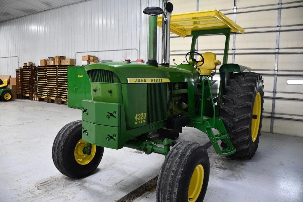 Image of John Deere 4320 Primary image