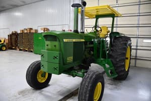 1972 John Deere 4320 Image