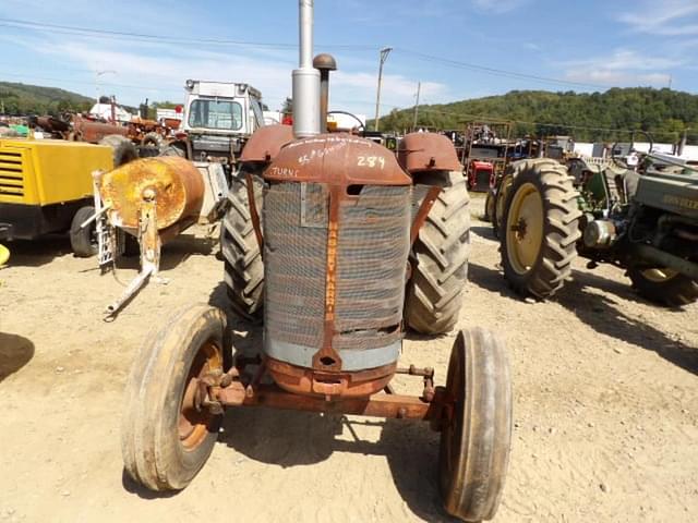 Image of Massey-Harris 55 equipment image 2