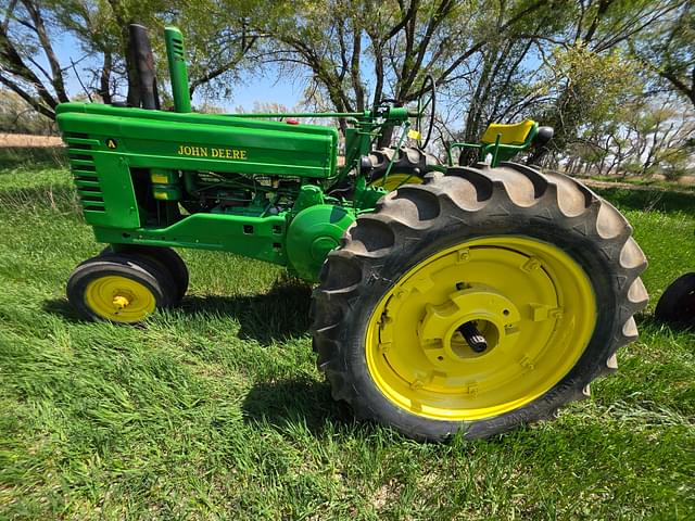 Image of John Deere A equipment image 1