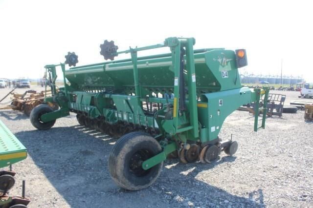 Main image Great Plains Solid Stand 2020