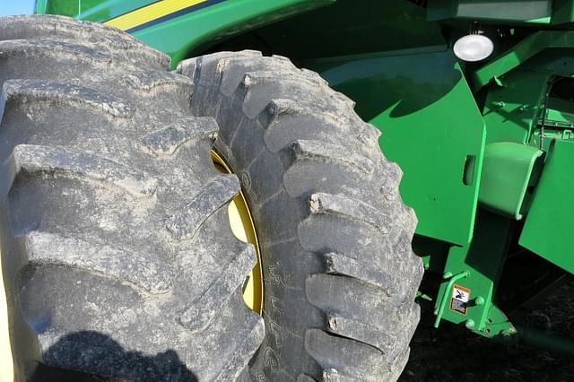 Image of John Deere 9670 STS equipment image 4