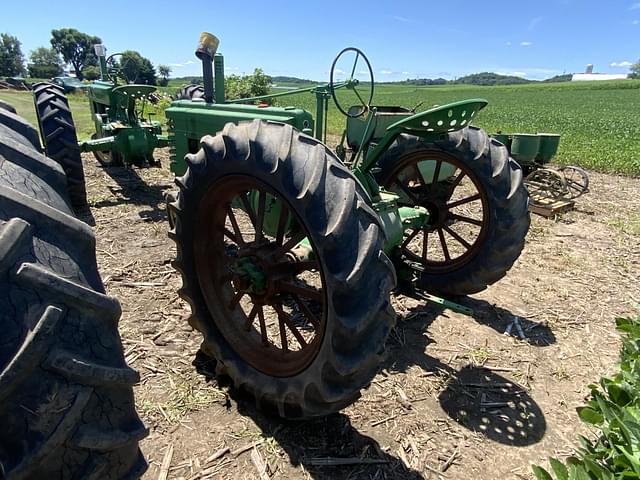 Image of John Deere B equipment image 2