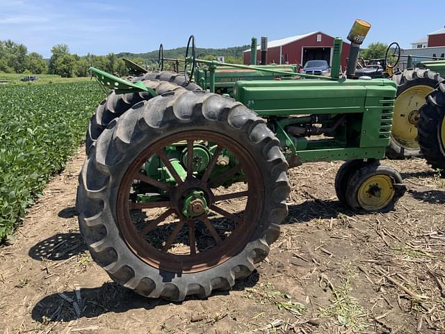 Image of John Deere B equipment image 3
