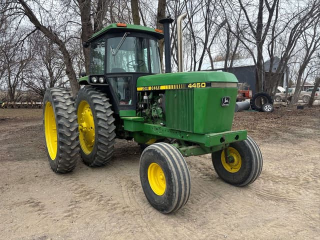 Image of John Deere 4450 equipment image 2