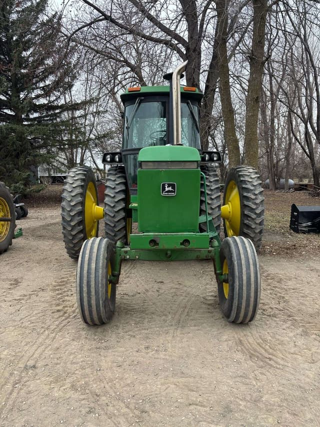 Image of John Deere 4450 equipment image 1