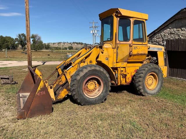 Image of John Deere 544A equipment image 4