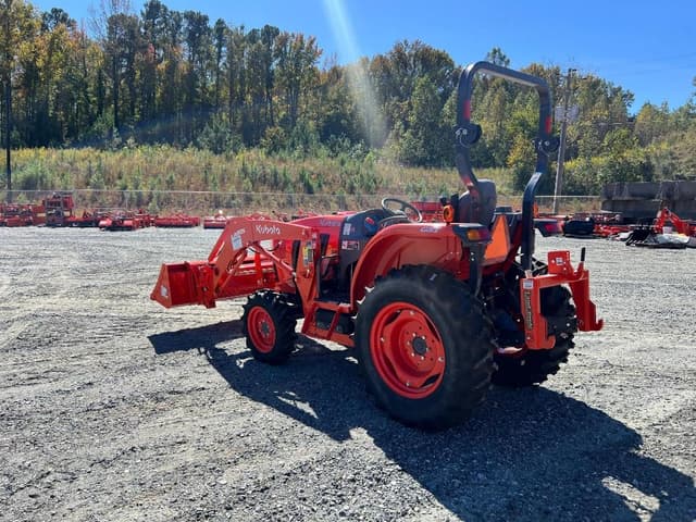 Image of Kubota L3560 equipment image 3