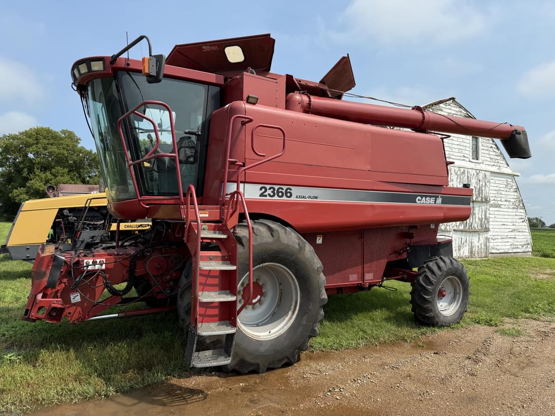 Image of Case IH 2366 Primary image