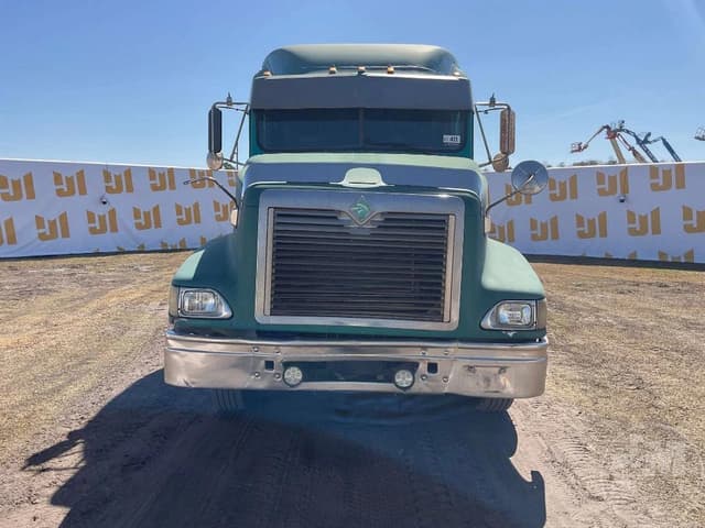 Image of International 9200 equipment image 1