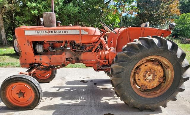 Image of Allis Chalmers D15 equipment image 4