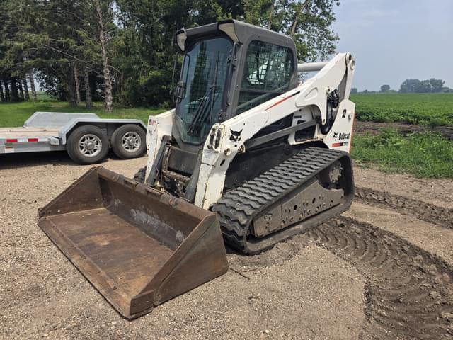 Image of Bobcat T750 equipment image 2
