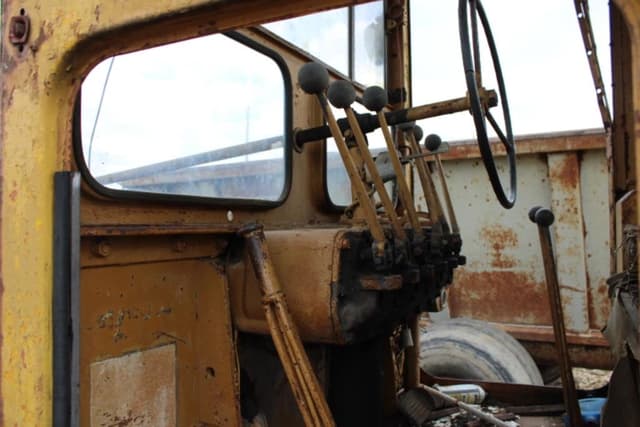 Image of Caterpillar 12 equipment image 4