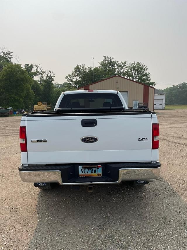 Image of Ford F-150 equipment image 4
