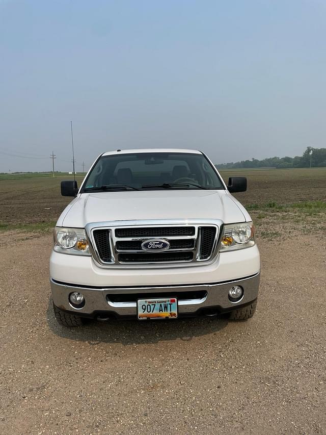 Image of Ford F-150 equipment image 1