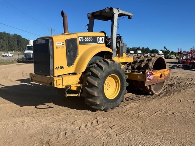 Image of Caterpillar CS-563 equipment image 4