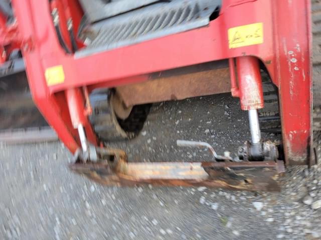 Image of Takeuchi TL12 equipment image 3