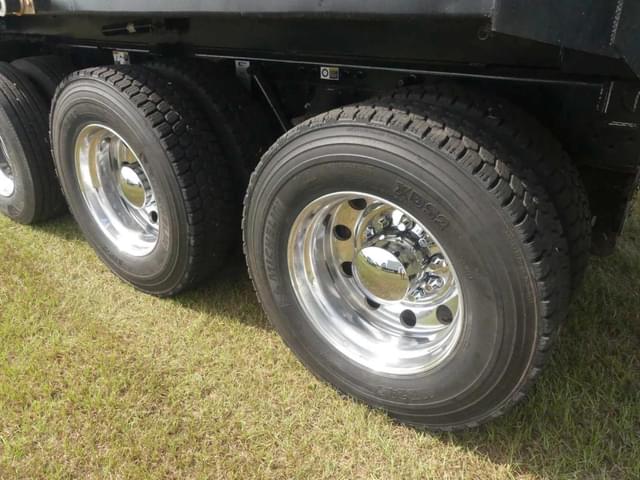 Image of Kenworth T880 equipment image 4