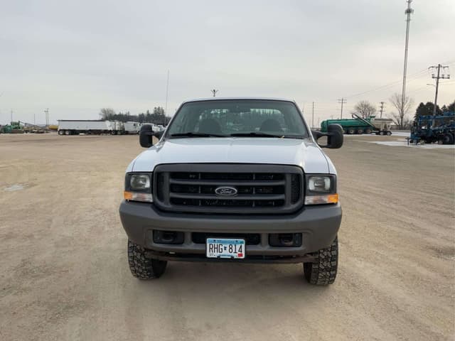 Image of Ford F-250 equipment image 2