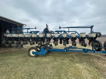 Main image Kinze 2600
