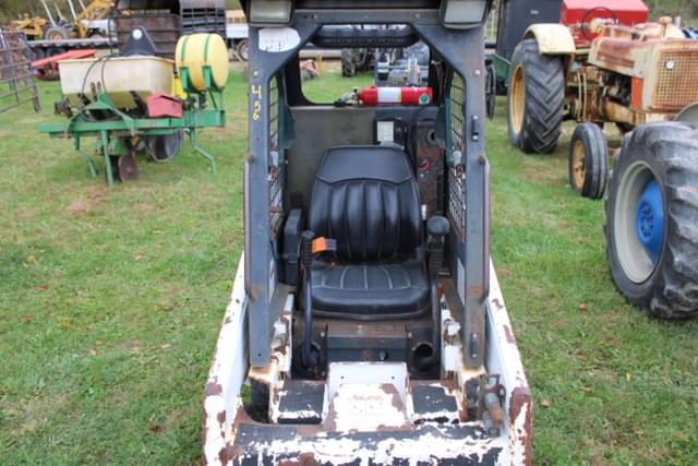 Image of Bobcat 463 equipment image 4
