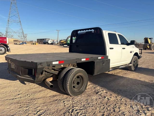 Image of Dodge Ram 3500 equipment image 3