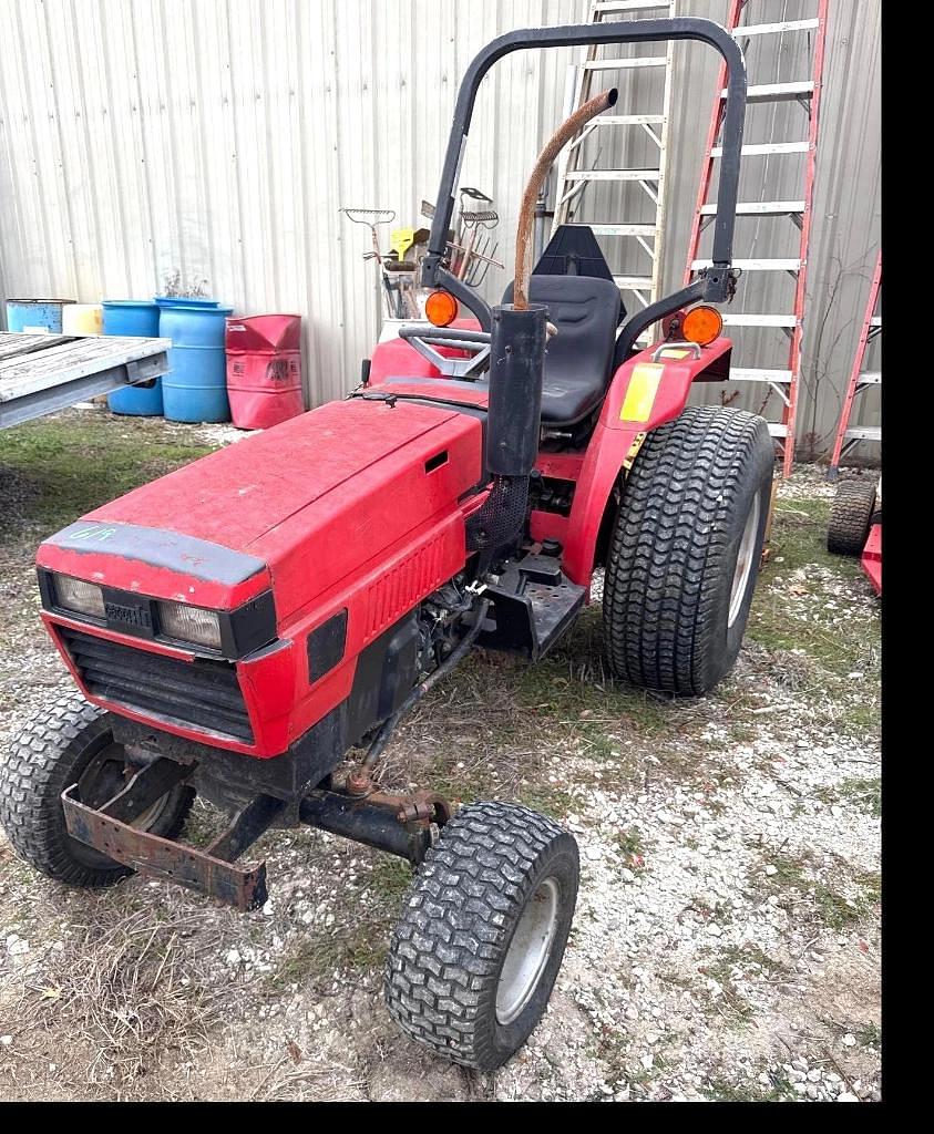 Image of Case IH 235 Primary image