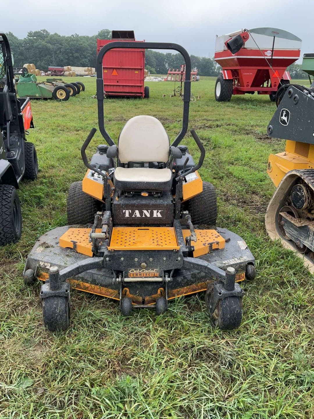 Image of Cub Cadet Tank Primary image