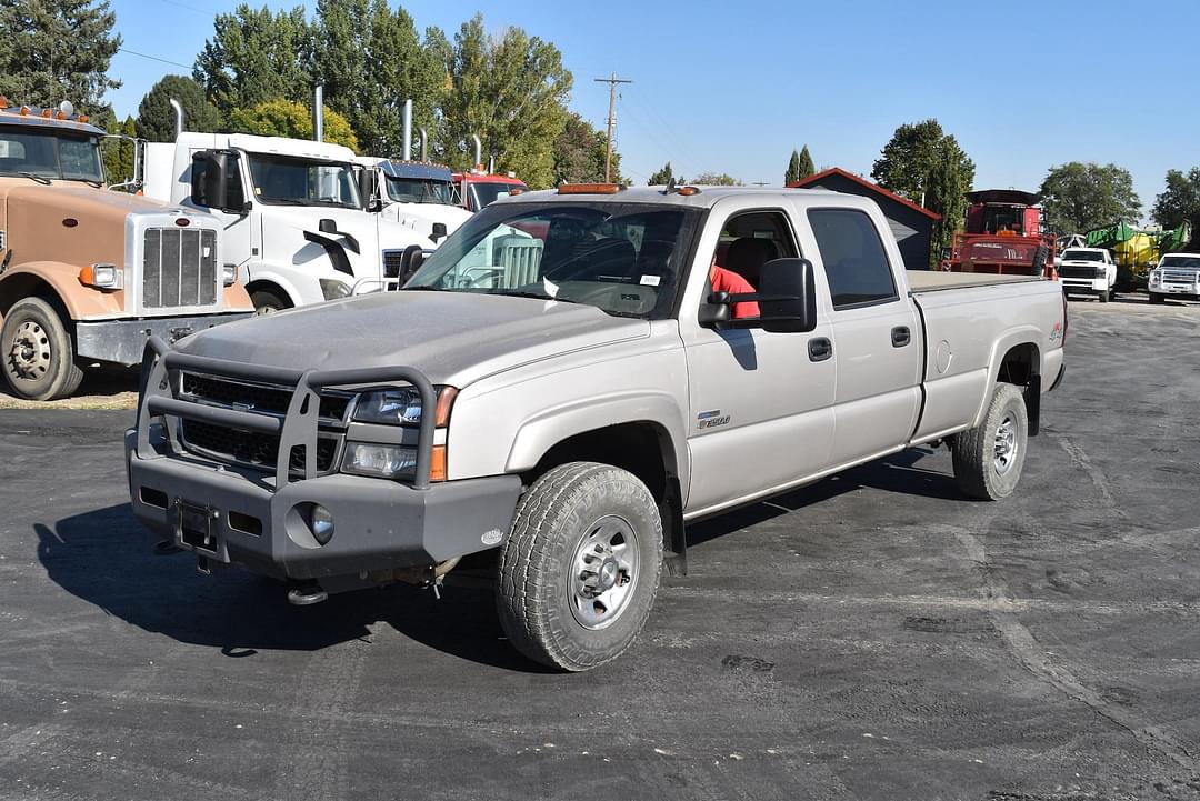 Image of Chevrolet 3500 Primary image