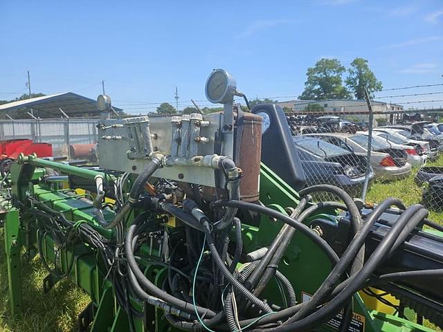 Image of John Deere 1720 equipment image 1