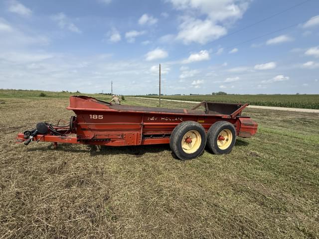 Image of New Holland 185 equipment image 4