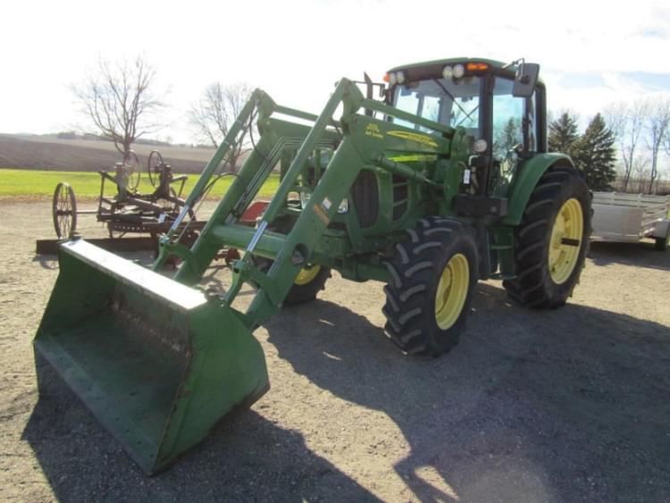 2008 John Deere 6430 Equipment Image0