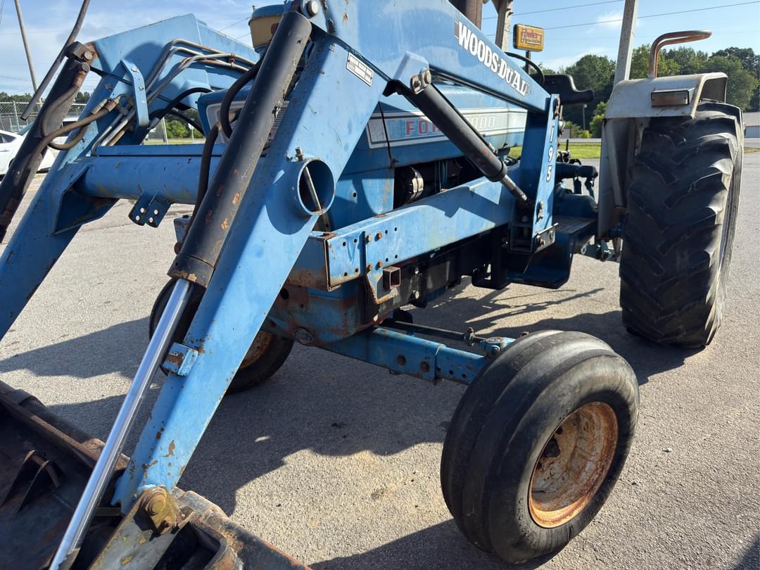 Image of Ford 7000 Primary image