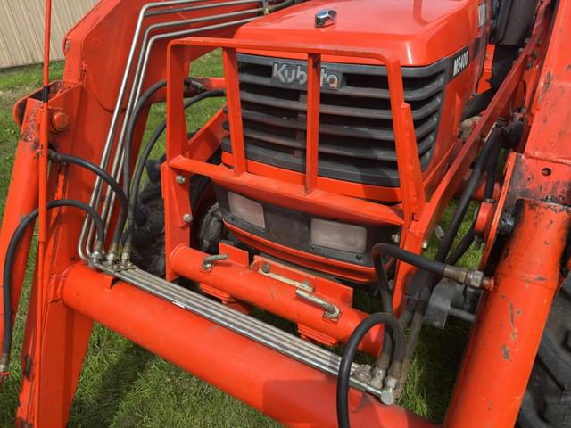 Image of Kubota M5400 equipment image 4