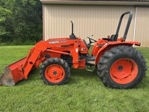 Kubota M5400 Image